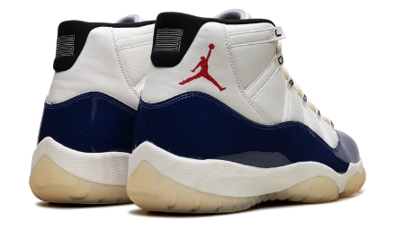 Air Jordan 11 – Rare Air
