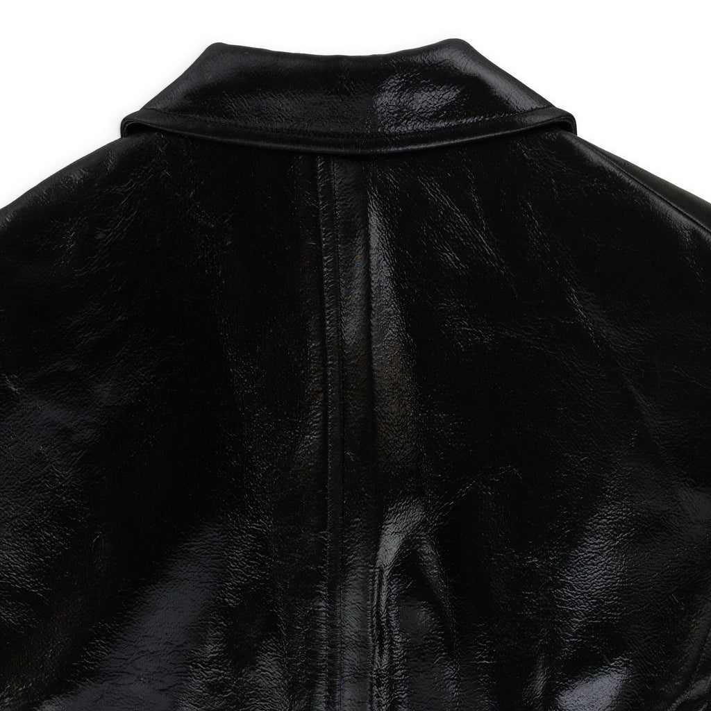 SLEEVELESS BLACK COAT