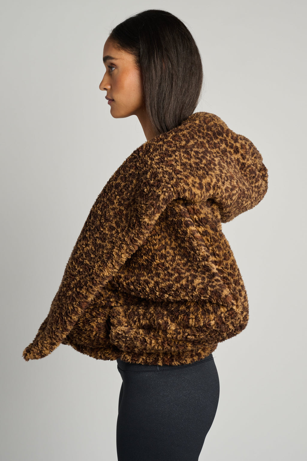 Cropped Leopard Lounger